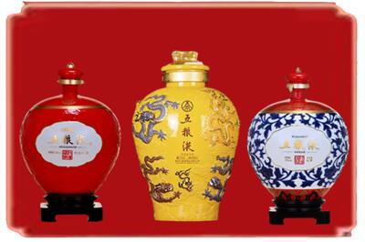 九江市烟酒回收五粮液各种摆件.jpg